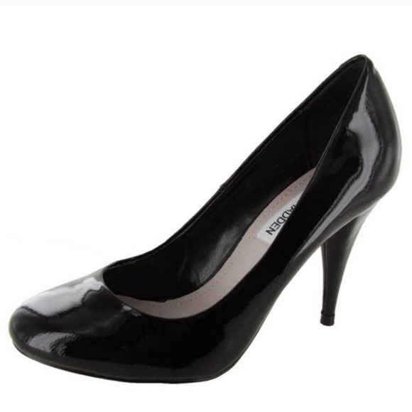 STEVE MADDEN Unityy Black Patent Leather Pump - Picture 1 of 4